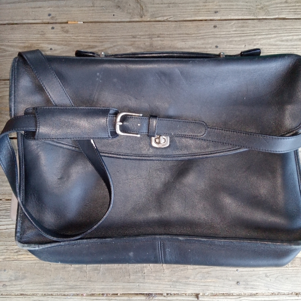Vintage Coach briefcase (black)